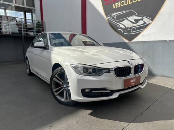 BMW 320i 2.0 16V TURBO ACTIVE FLEX 4P AUTOMÁTICO BMW 320i 2.0 16V TURBO ACTIVE FLEX 4P AUTOMÁTICO